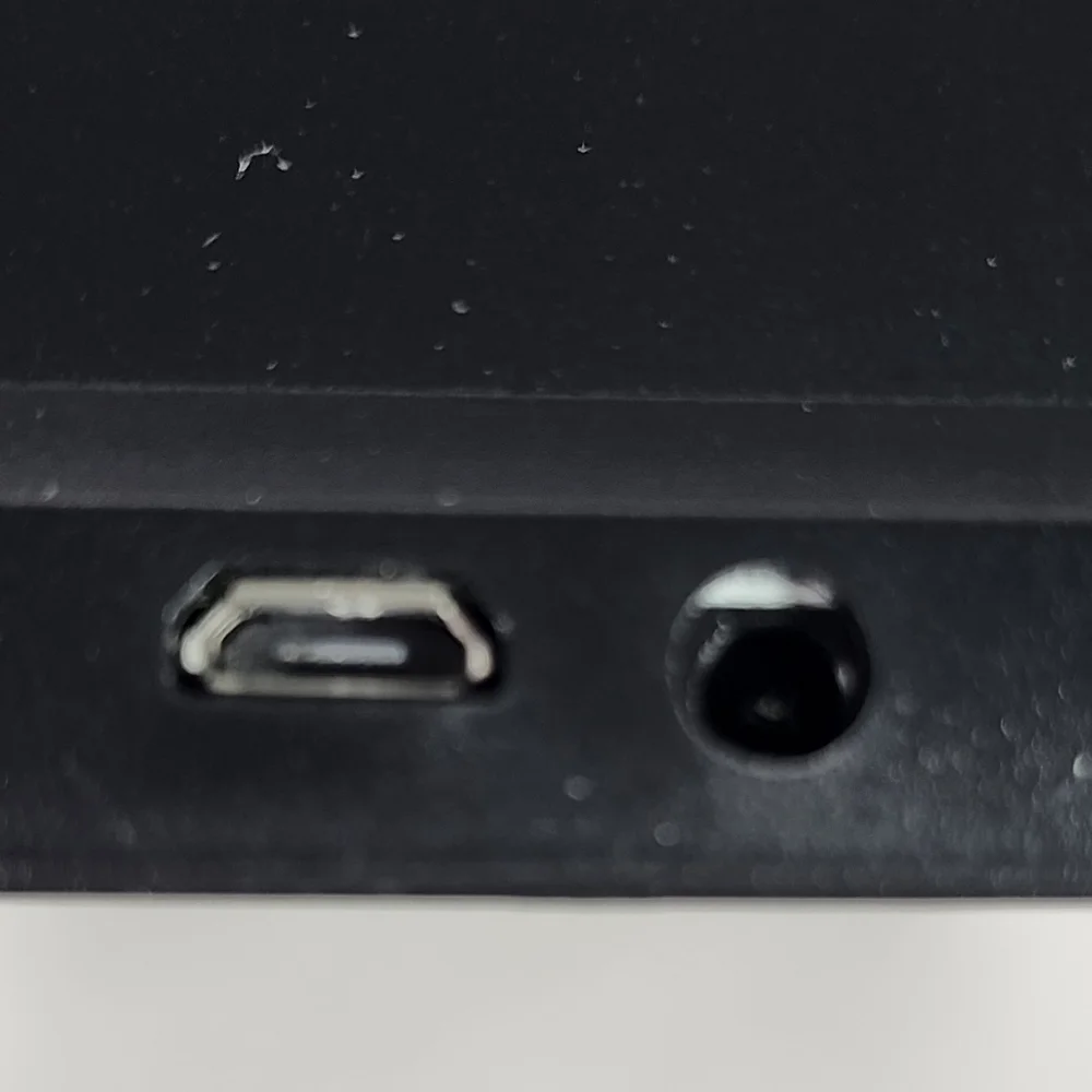 Source Unknown ps4 controller